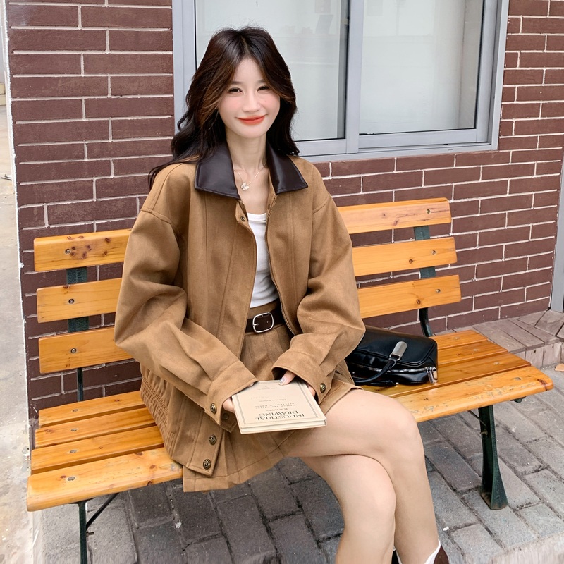 美拉德穿搭棕色套装女春秋超火好看气质高级小众外套半身裙两件套图片