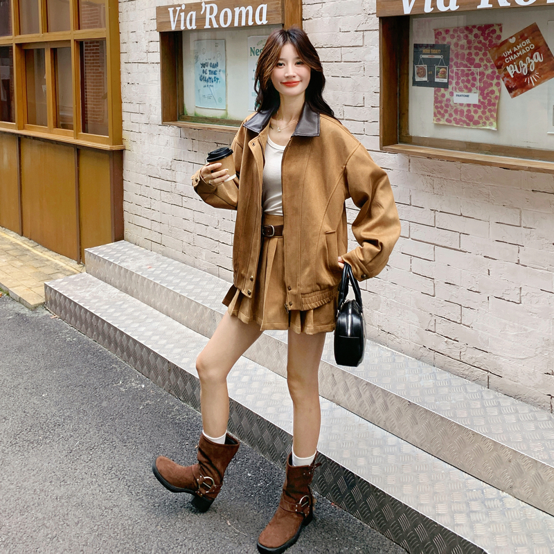 美拉德穿搭棕色套装女春秋超火好看气质高级小众外套半身裙两件套图片