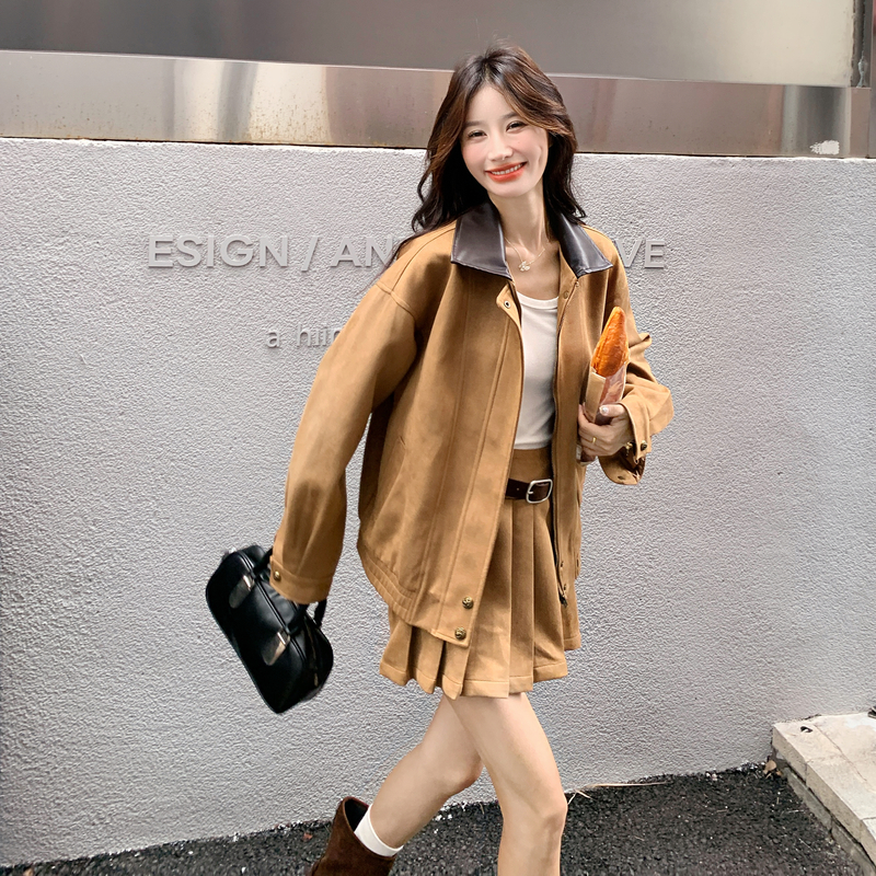 美拉德穿搭棕色套装女春秋超火好看气质高级小众外套半身裙两件套图片