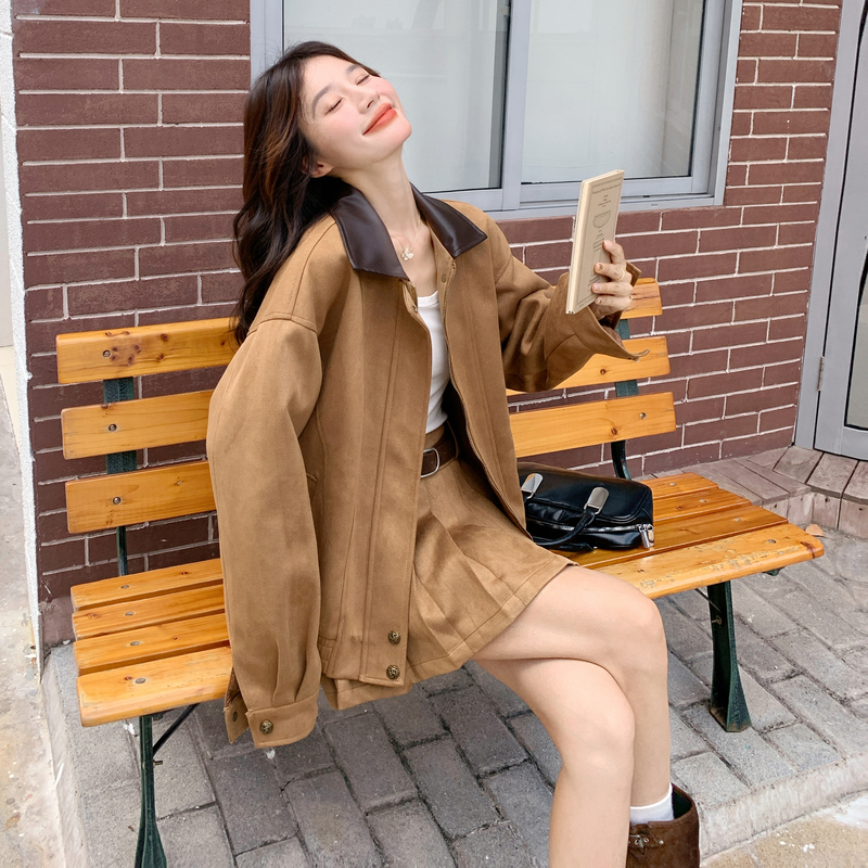 美拉德穿搭棕色套装女春秋超火好看气质高级小众外套半身裙两件套图片