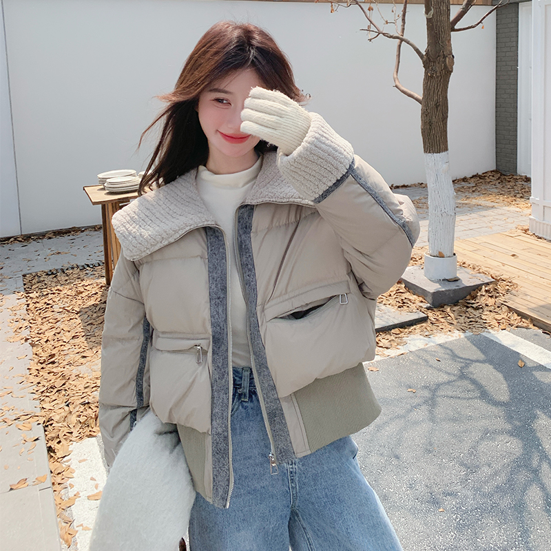 羊羔毛拼接羽绒服女冬季新款90白鸭绒小个子流行爆款加厚短外套图片