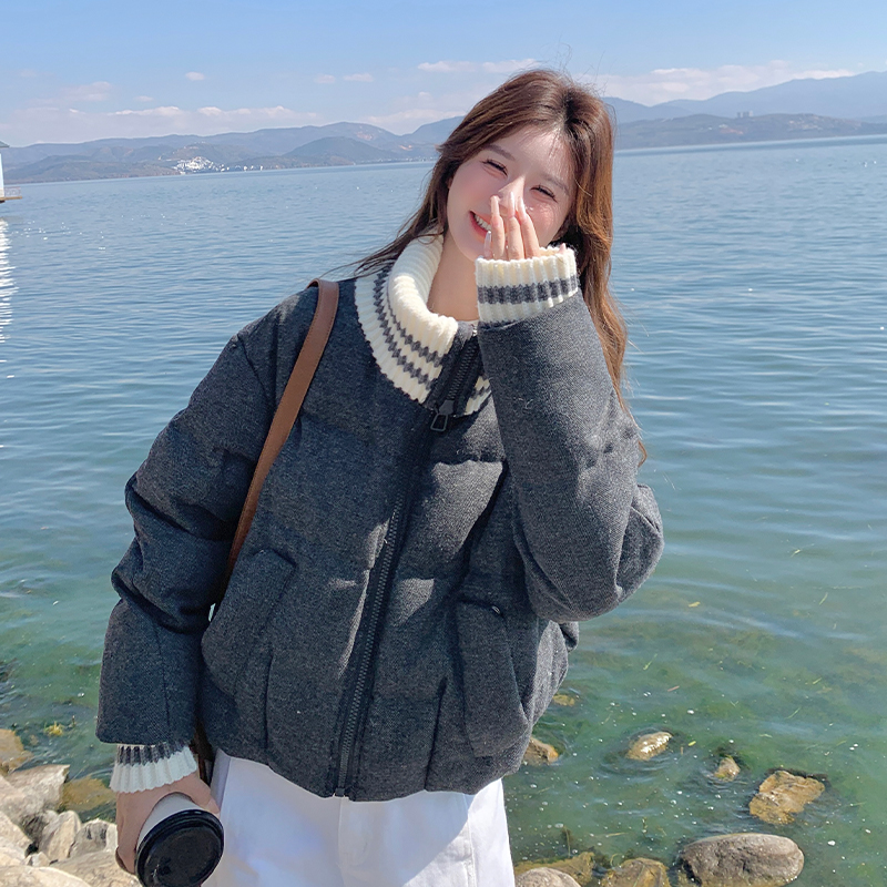 针织领拼接灰色羽绒服女冬季新款小个子短款面包服加厚90白鸭绒图片