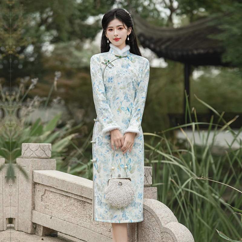 新中式风立领玉兔提花一字精美盘扣加绒旗袍2652P145,女装汉服/婚纱/旗袍/礼服,乐衣轩