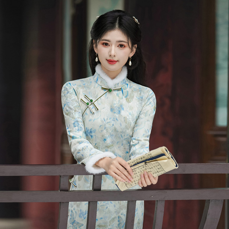 新中式风立领玉兔提花一字精美盘扣加绒旗袍2652P145,女装汉服/婚纱/旗袍/礼服,乐衣轩
