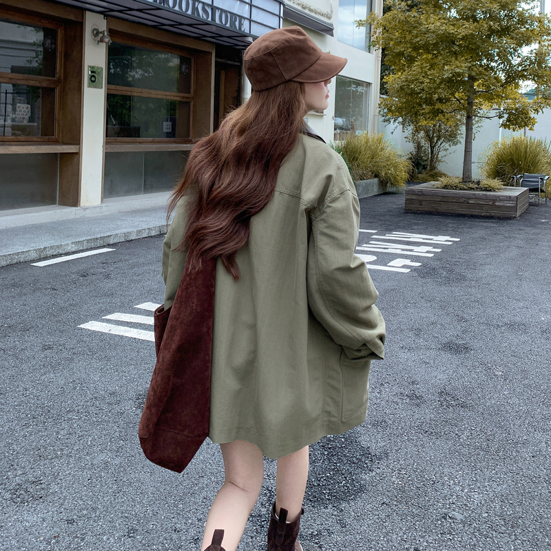 韩系工装风军绿色外套女秋季2025新款超好看中长款宽松休闲夹克图片