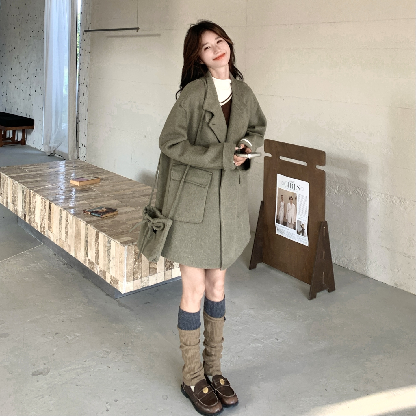 韩系chic绿色双面羊绒大衣女秋冬超火好看高级小众中长毛呢厚外套图片
