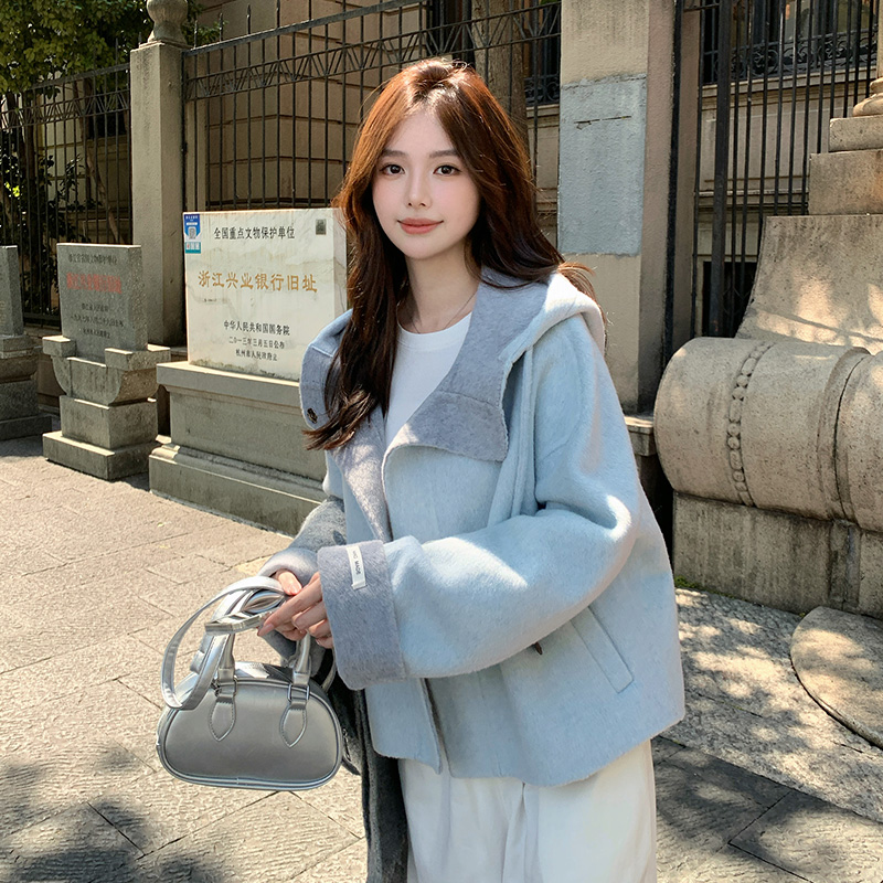 浅蓝色连帽短款双面羊绒大衣女秋冬新款韩系学院风小个子毛呢外套,女装毛呢外套,2D080