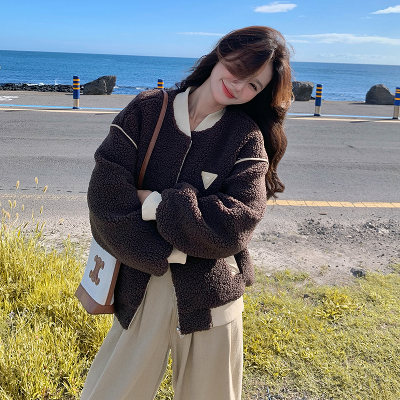 咖色棒球服羊羔毛外套女冬季2025新款韩系炸街爆款加厚摇粒绒棉衣图片