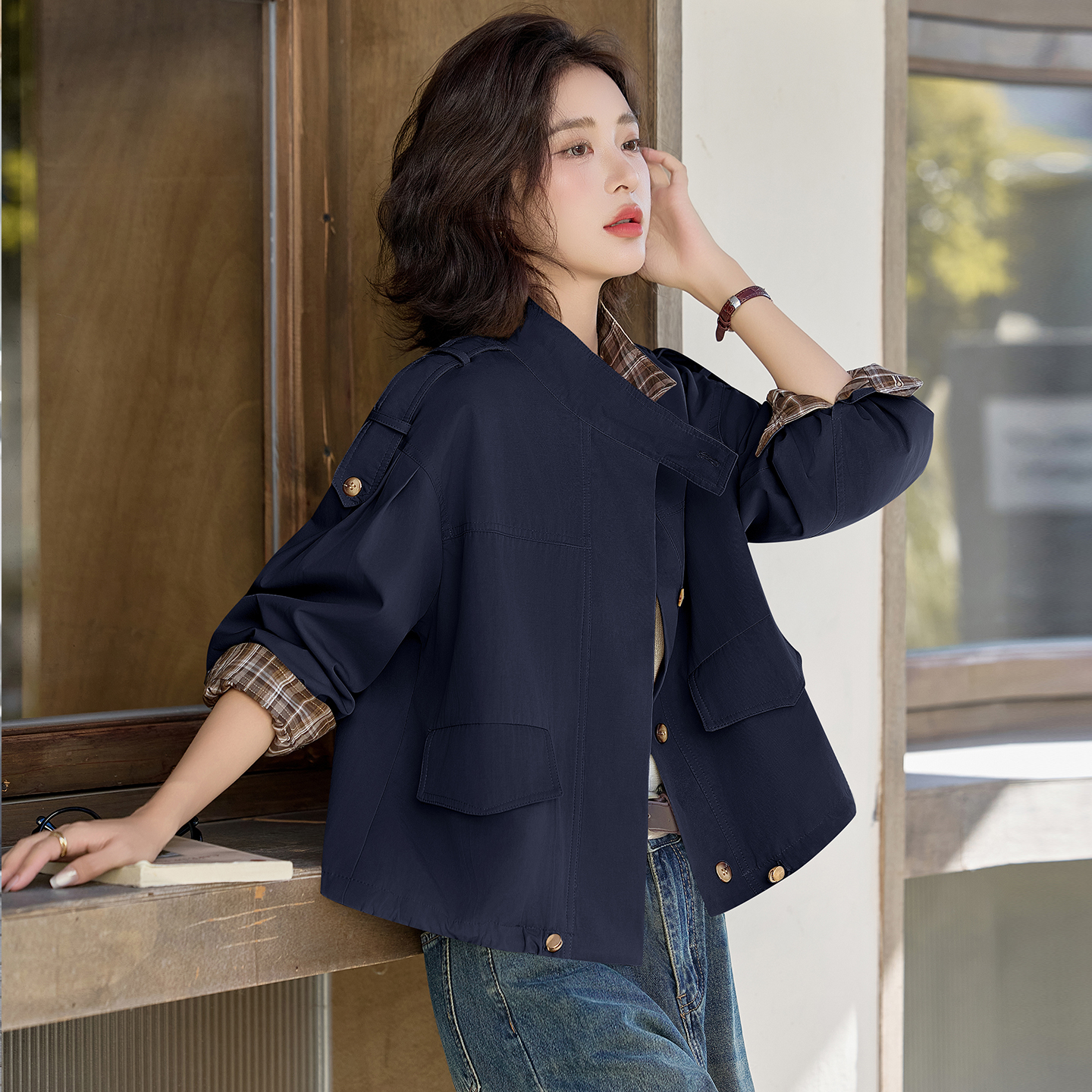 设计感撞色格子拼接风衣外套女2025秋季新款宽松休闲百搭夹克上衣图片
