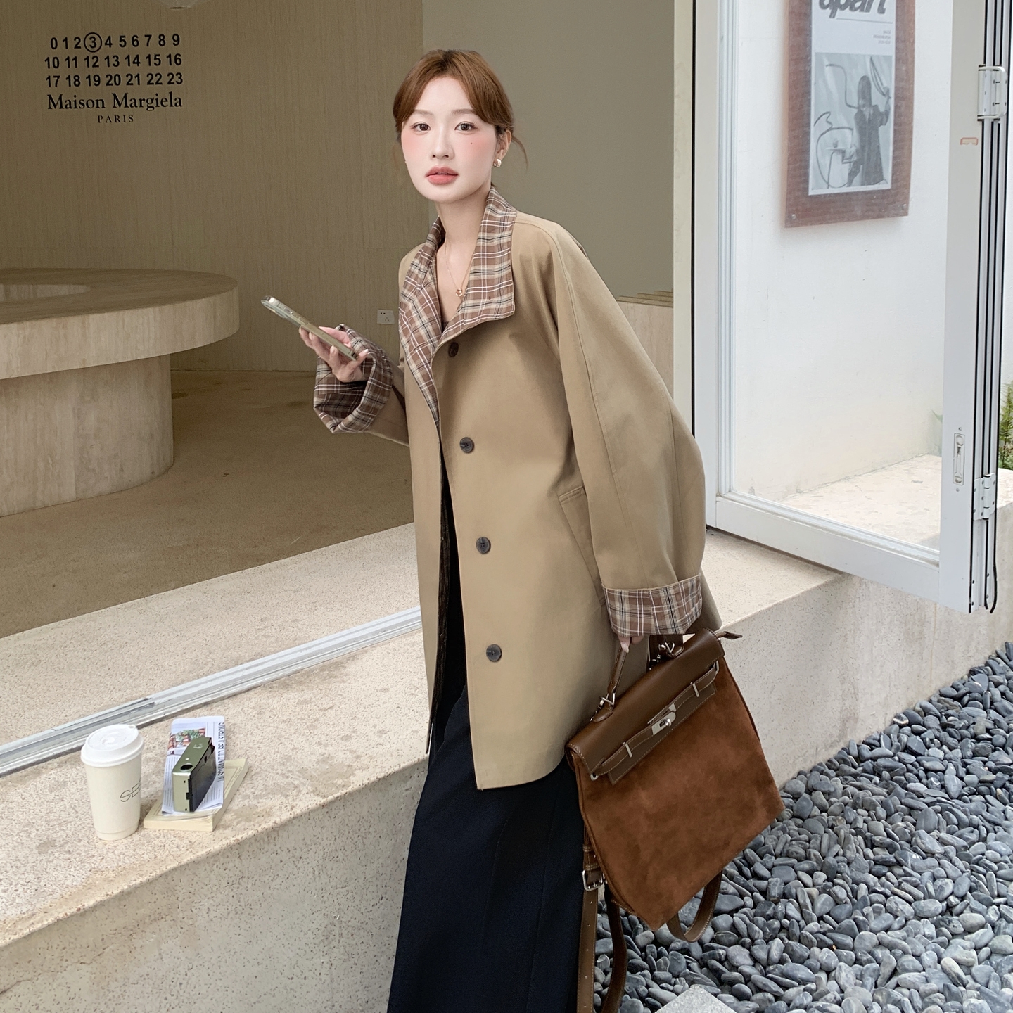 减龄复古格纹拼接咖色风衣外套女春秋2025新款显瘦巨好看流行大衣,女装风衣,2C012