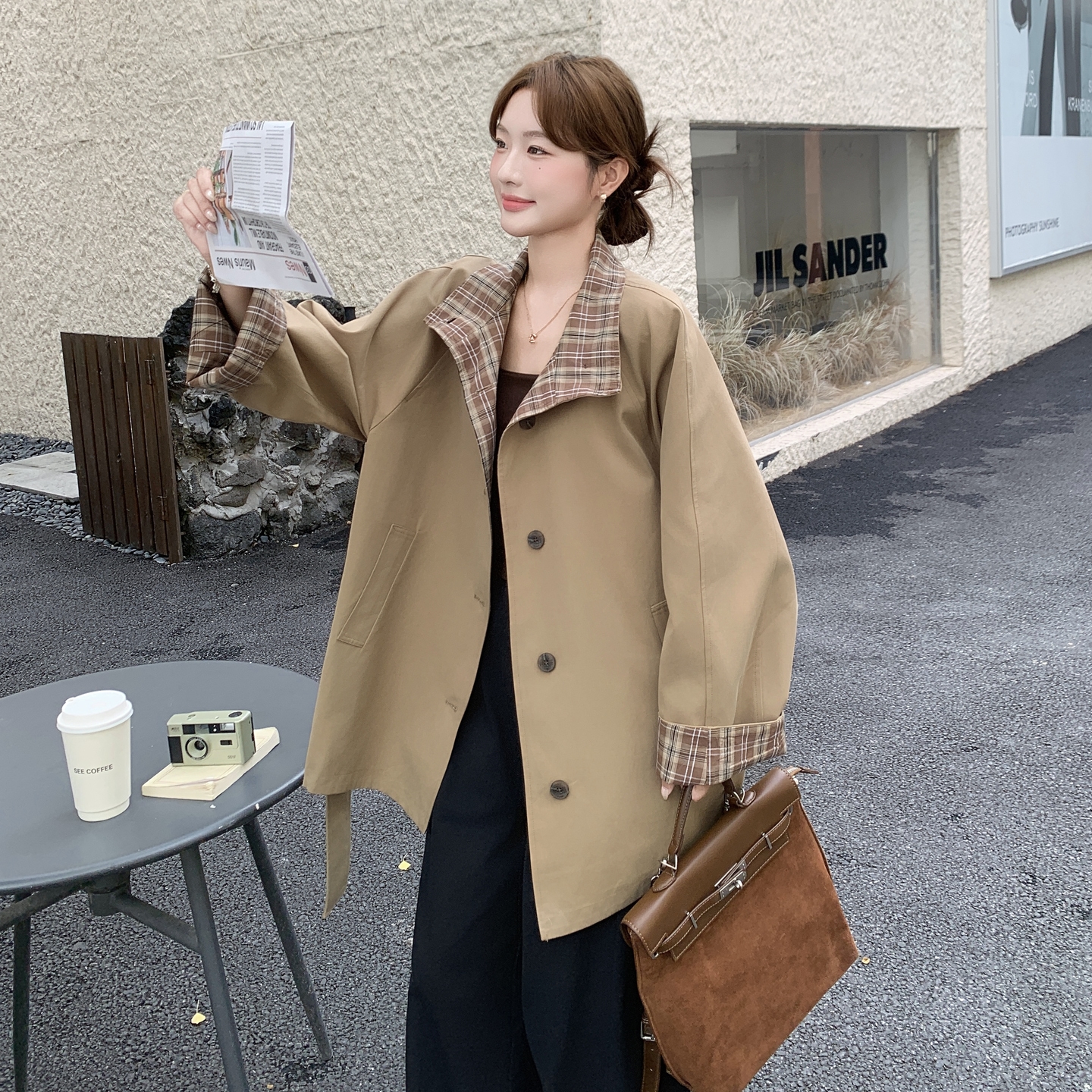 减龄复古格纹拼接咖色风衣外套女春秋2025新款显瘦巨好看流行大衣,女装风衣,2C012