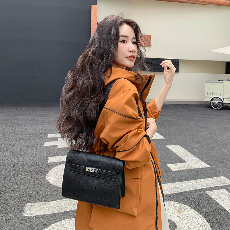 橘色工装风连帽上衣女2025年秋季新款韩版宽松时尚保暖冲锋衣外套图片