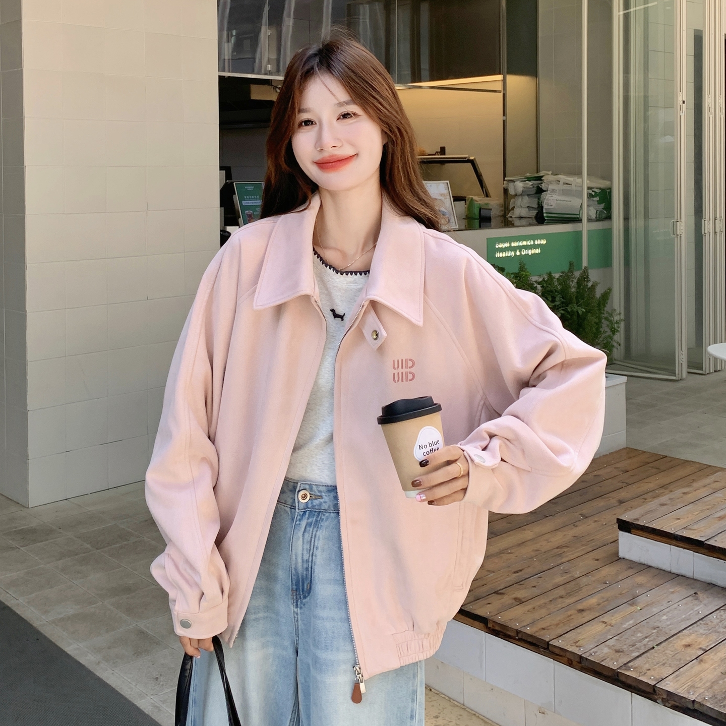 甜美麂皮绒字母刺绣翻领粉色短外套女春秋2025新款显瘦多巴胺减龄图片