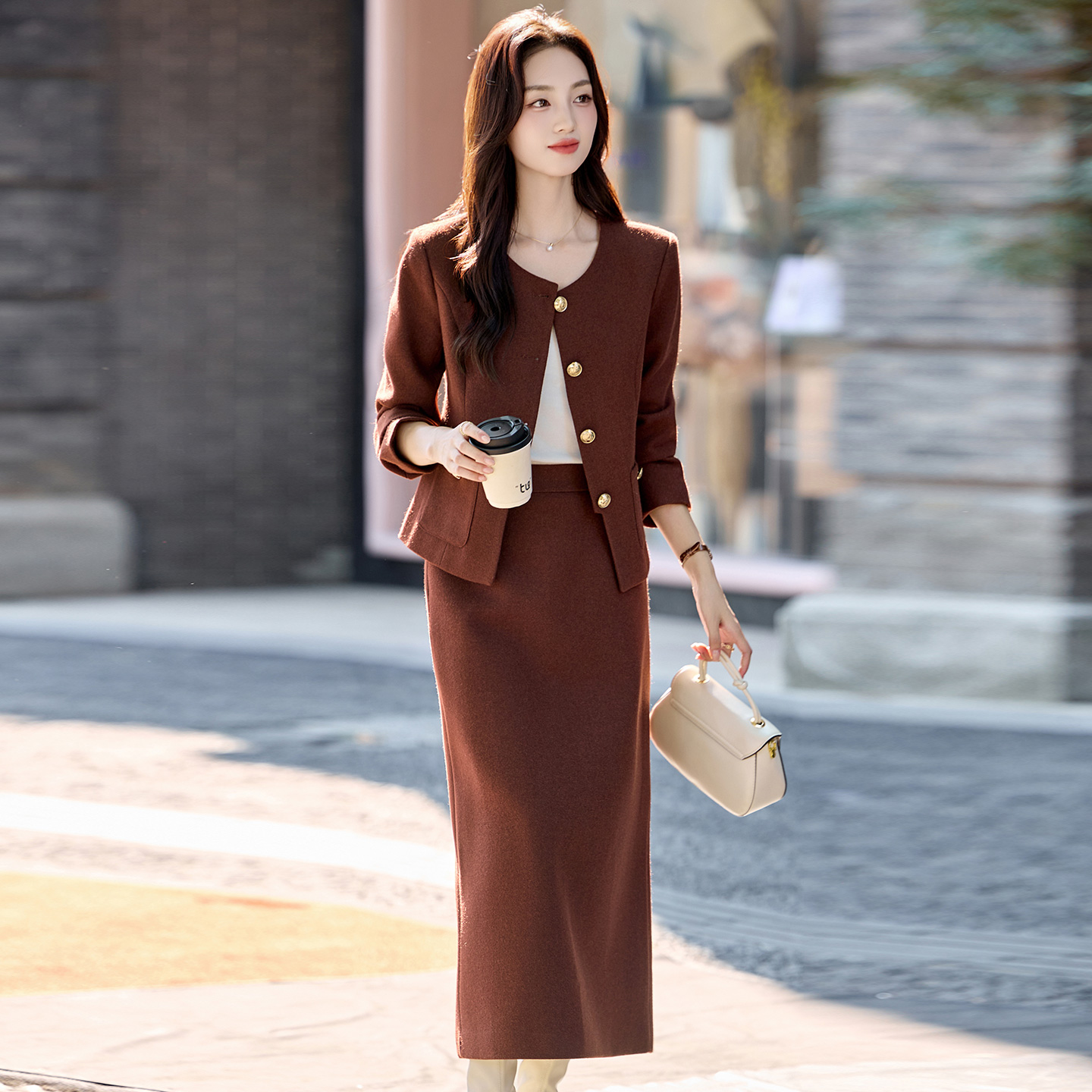 现货时尚枫叶红套装女高质感时髦洋气单排扣两件套图片