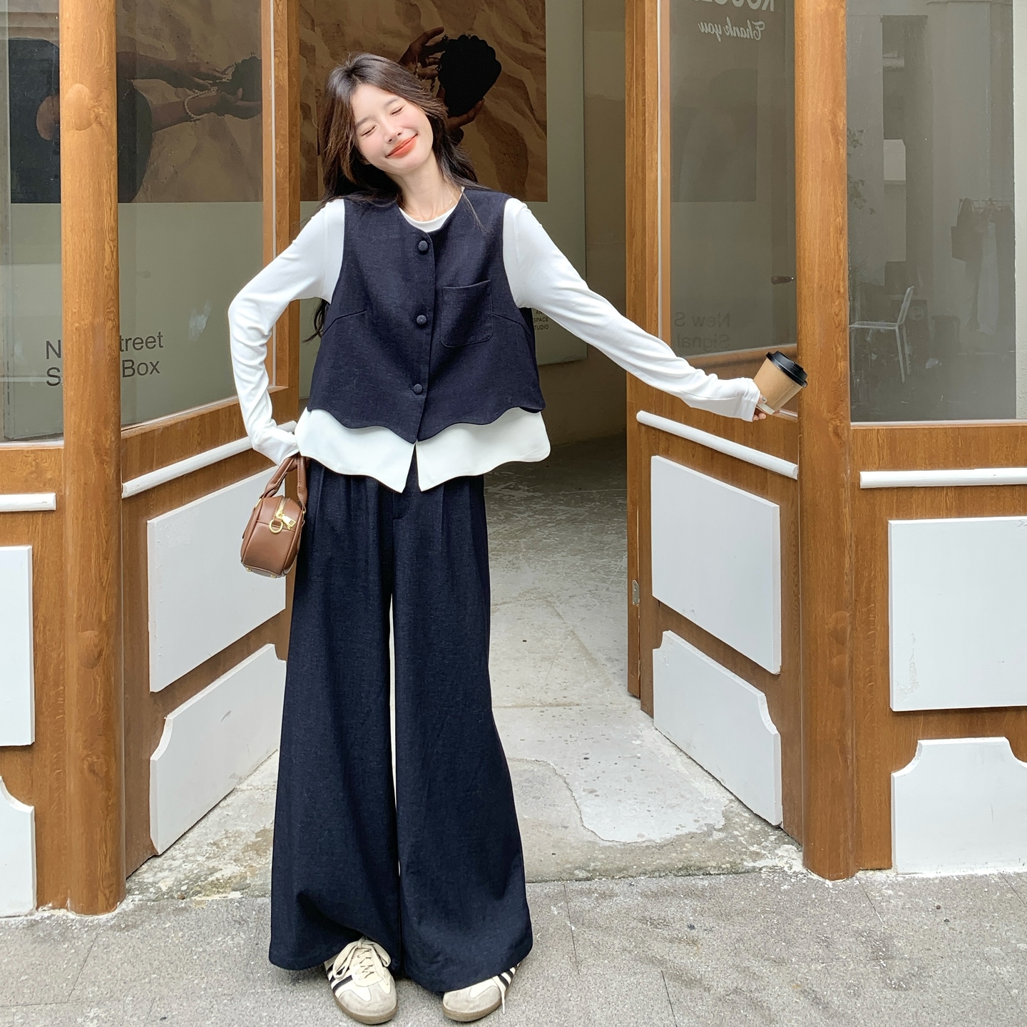 韩系休闲套装女2025秋季新款时尚设计感撞色拼接马甲阔腿裤三件套,女装套装/套裙,2C133