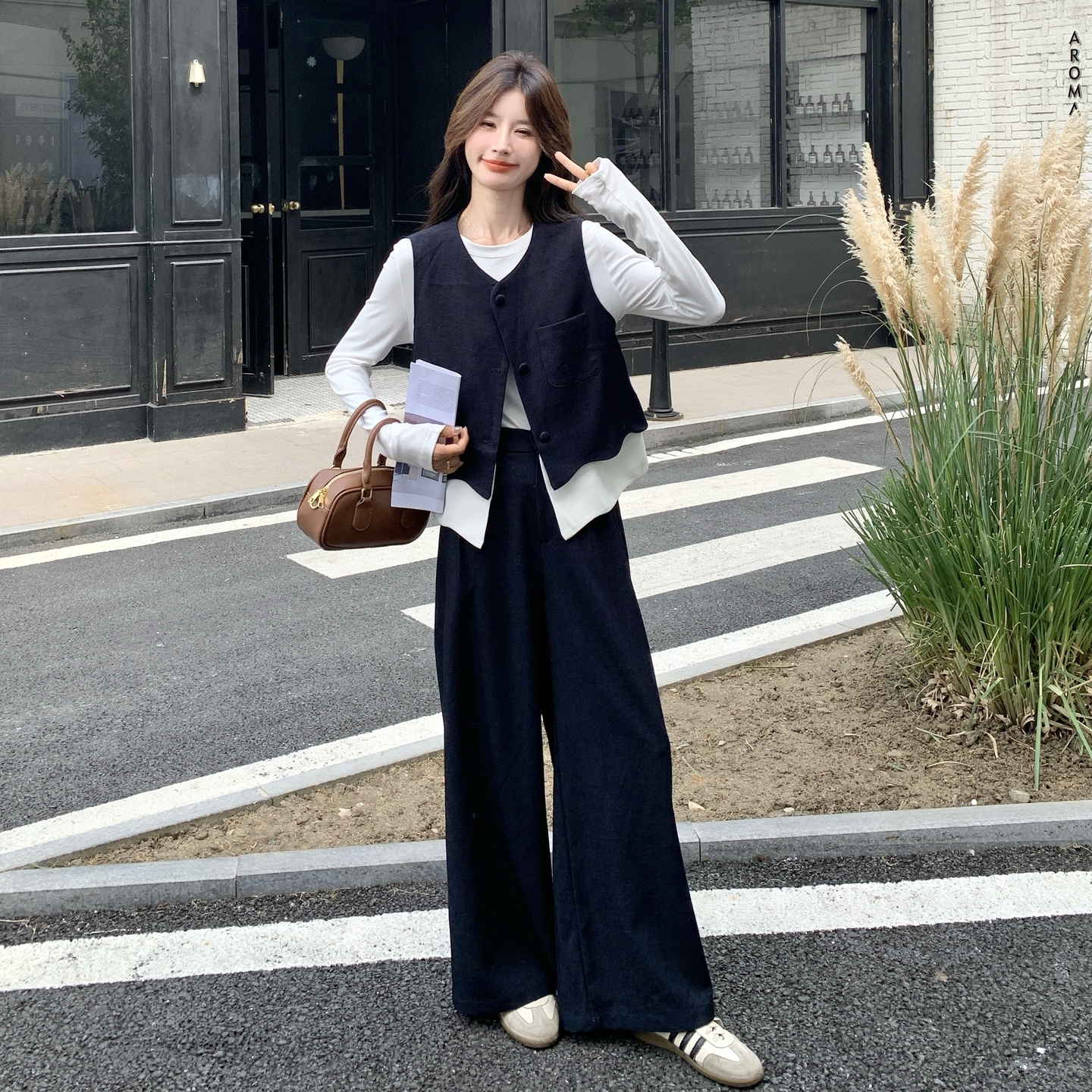 韩系休闲套装女2025秋季新款时尚设计感撞色拼接马甲阔腿裤三件套,女装套装/套裙,2C133