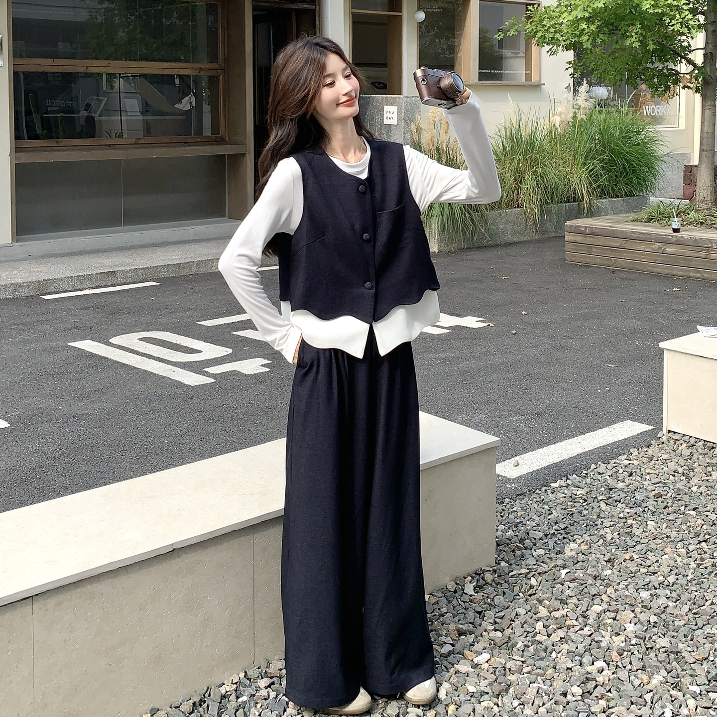 韩系休闲套装女2025秋季新款时尚设计感撞色拼接马甲阔腿裤三件套,女装套装/套裙,2C133