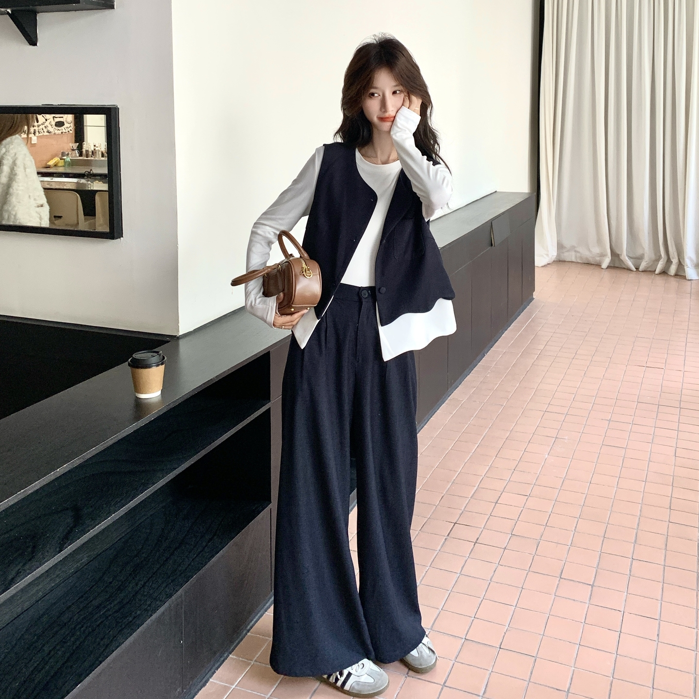 韩系休闲套装女2025秋季新款时尚设计感撞色拼接马甲阔腿裤三件套,女装套装/套裙,2C133