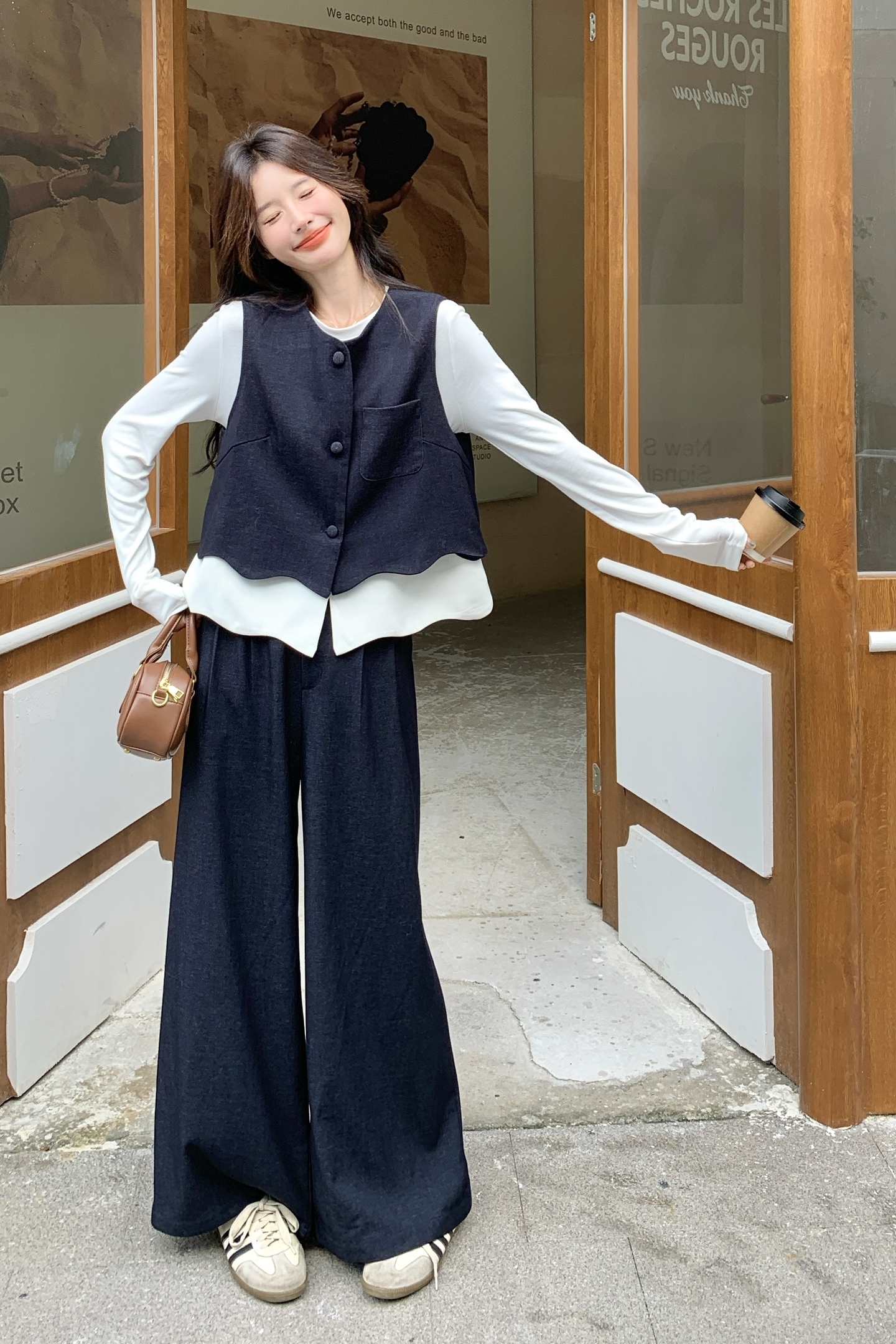 韩系休闲套装女2025秋季新款时尚设计感撞色拼接马甲阔腿裤三件套,女装套装/套裙,2C133