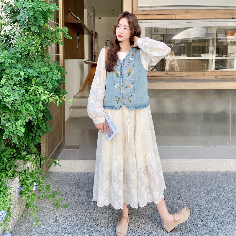 森系文艺蕾丝提花连衣裙两件套女2025秋季日系氛围感牛仔马甲套装图片