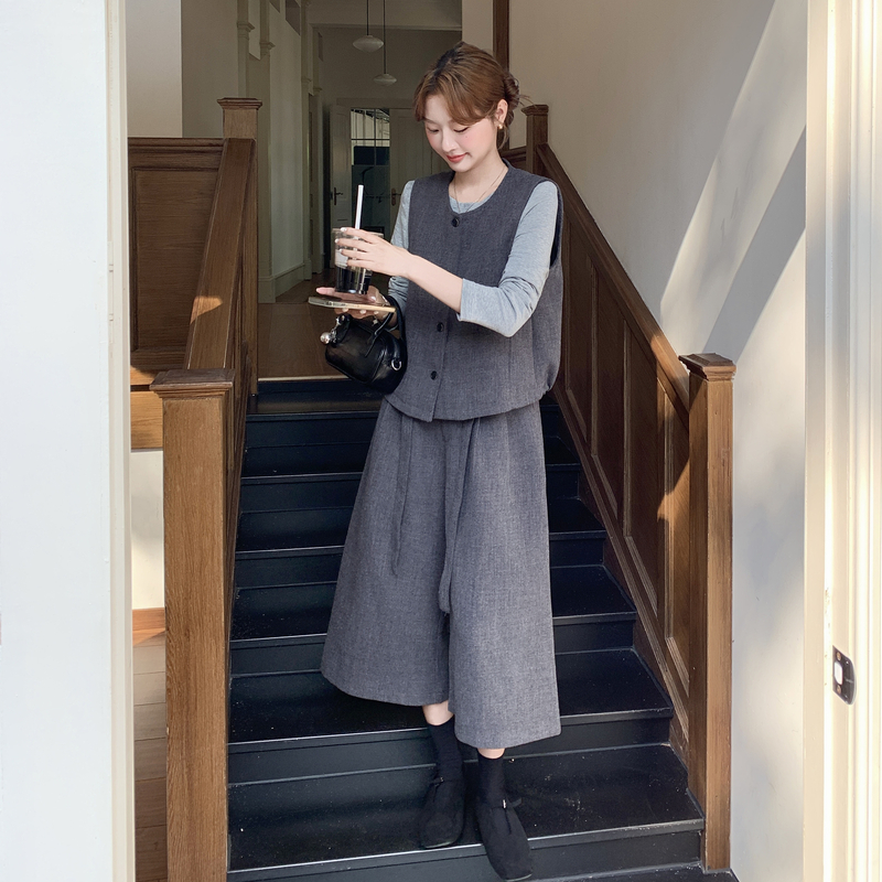 新款 主推羊毛呢三件套2620-P185-K268图片