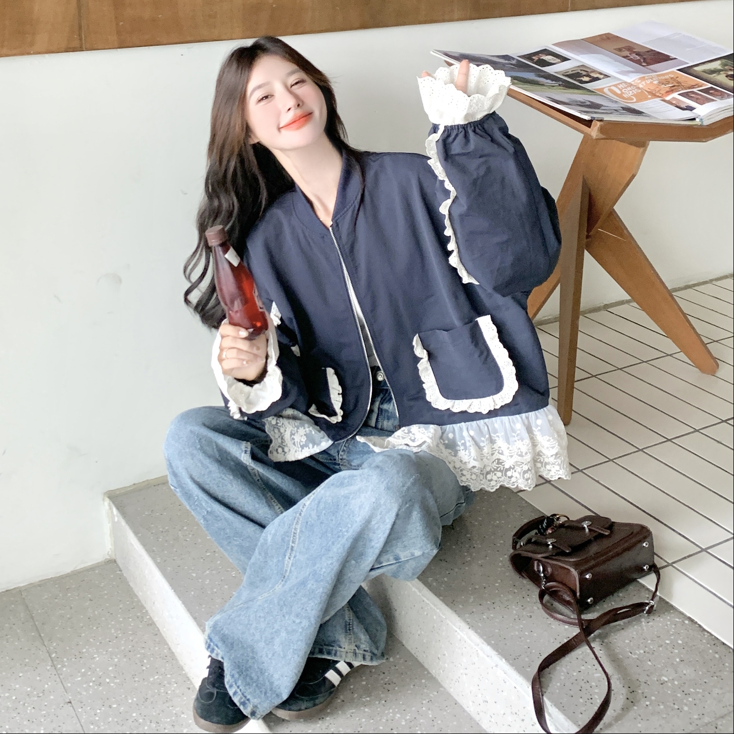 秋款蕾丝花边下摆拼接棒球服领短外套2C050-1293-P165-K258,女装短外套,2C050