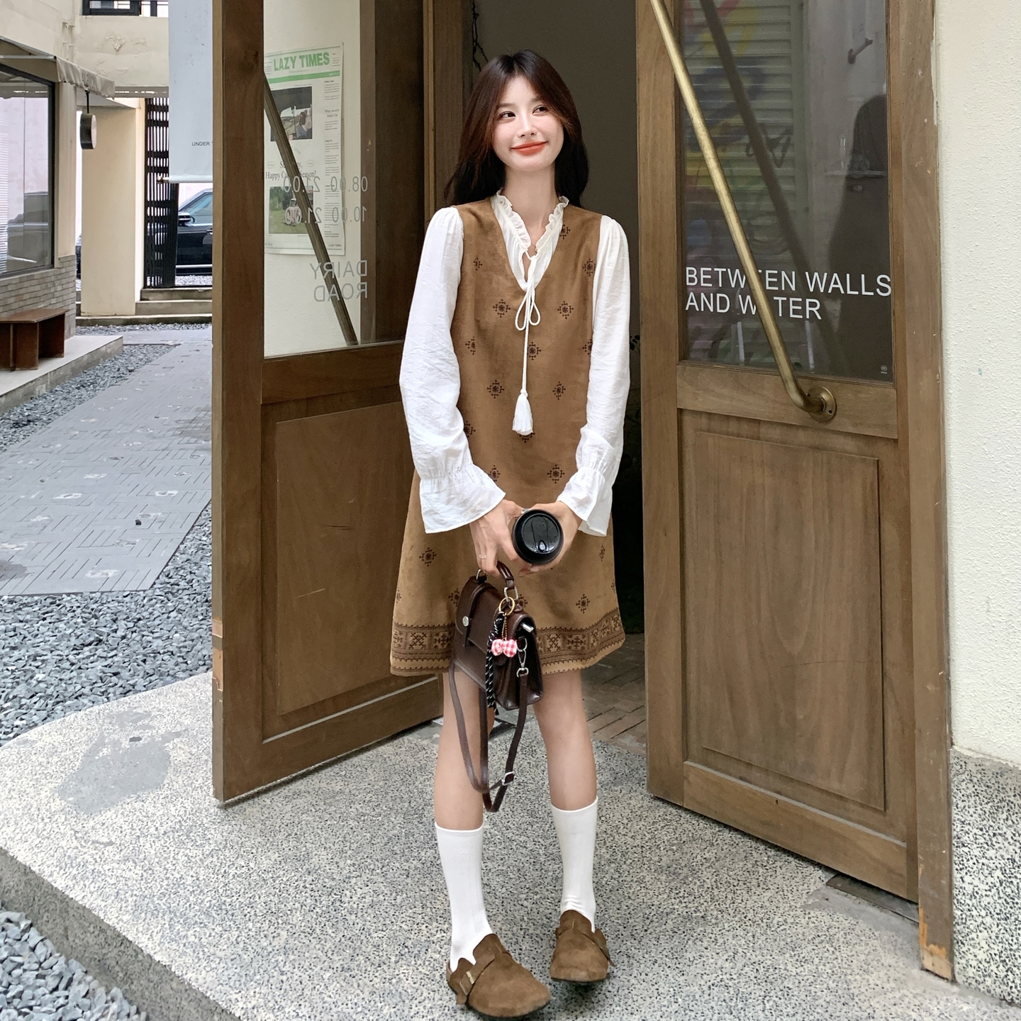 法式减龄衬衫碎花背心连衣裙套装女春秋2025新款小个子爆款高级感图片
