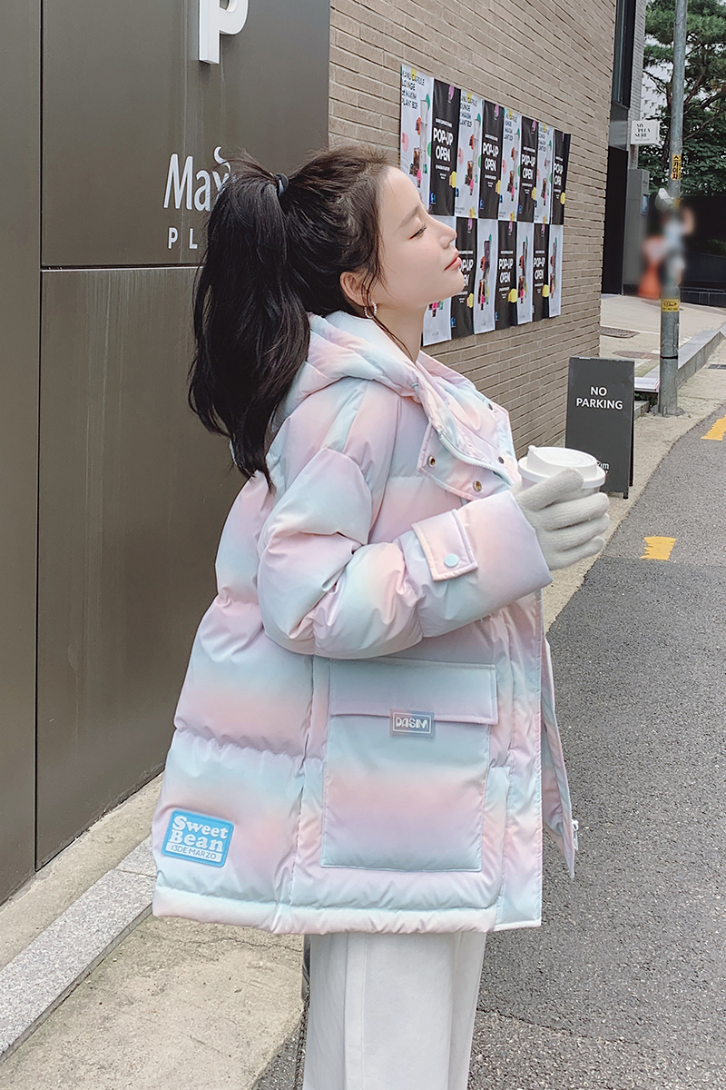 今年流行渐变色短款羽绒服女冬加厚小个子学院风爆款90白鸭绒外套图片