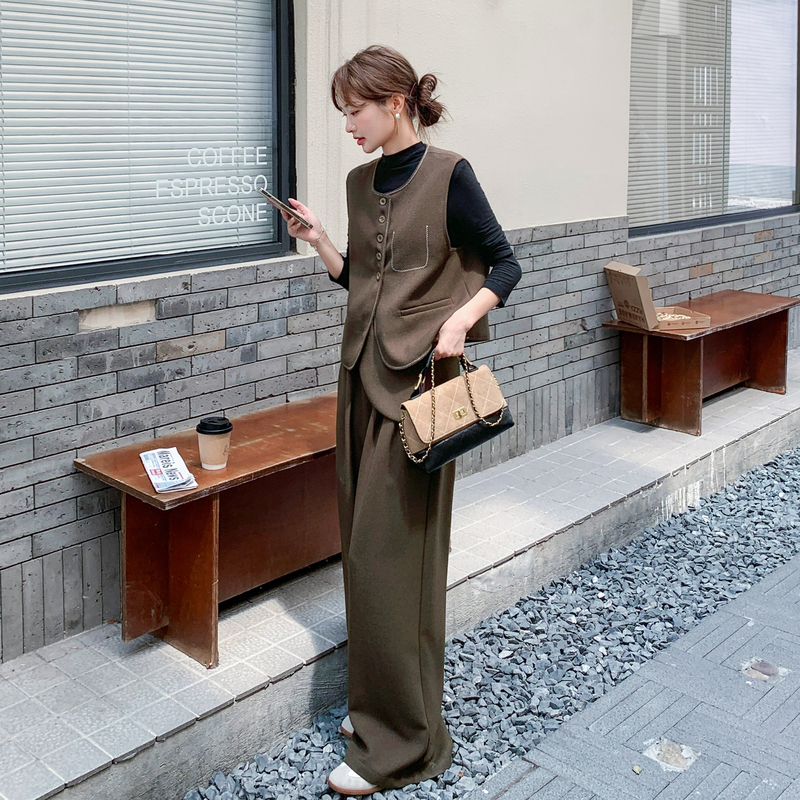 秋装新款~！2D112-5577 马甲+休闲裤两件套P185 控278图片