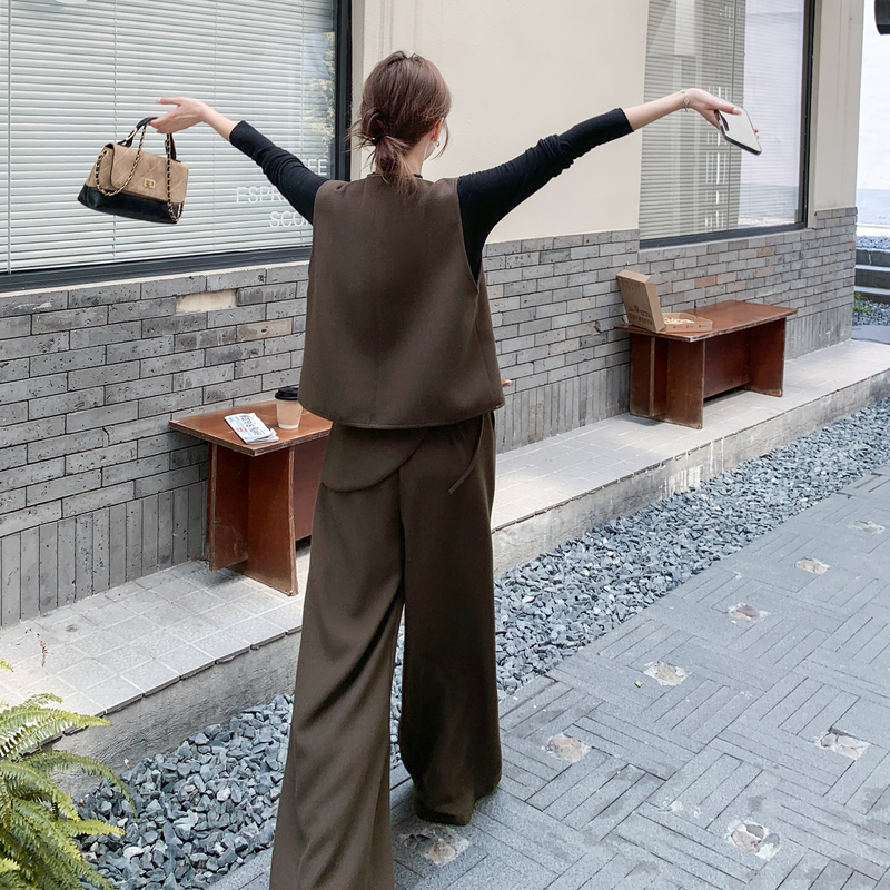 秋装新款~！2D112-5577 马甲+休闲裤两件套P185 控278图片