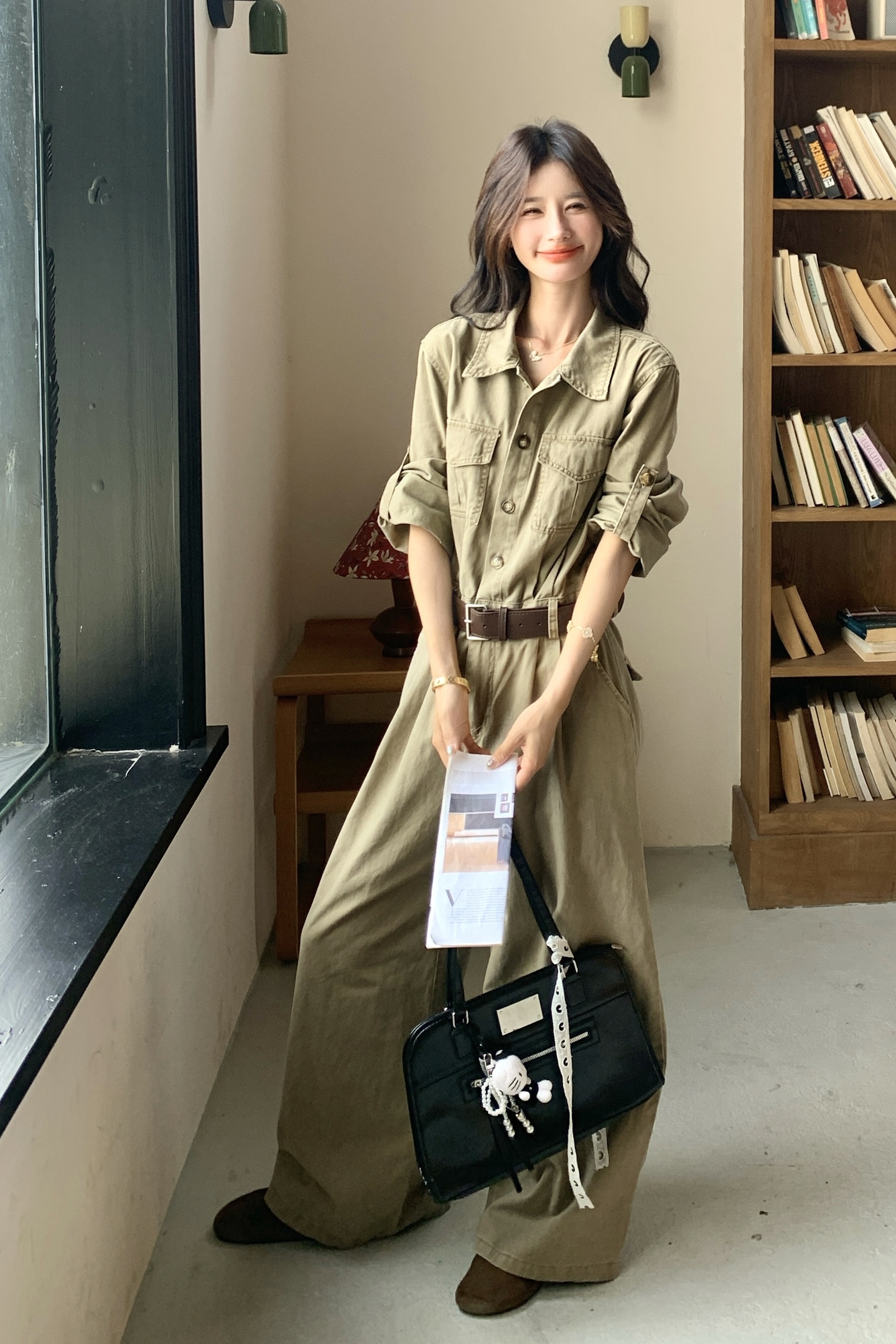卡其色复古工装连体裤女春秋新款港风高级感酷飒收腰显瘦阔腿裤潮,女装连体裤,2C133