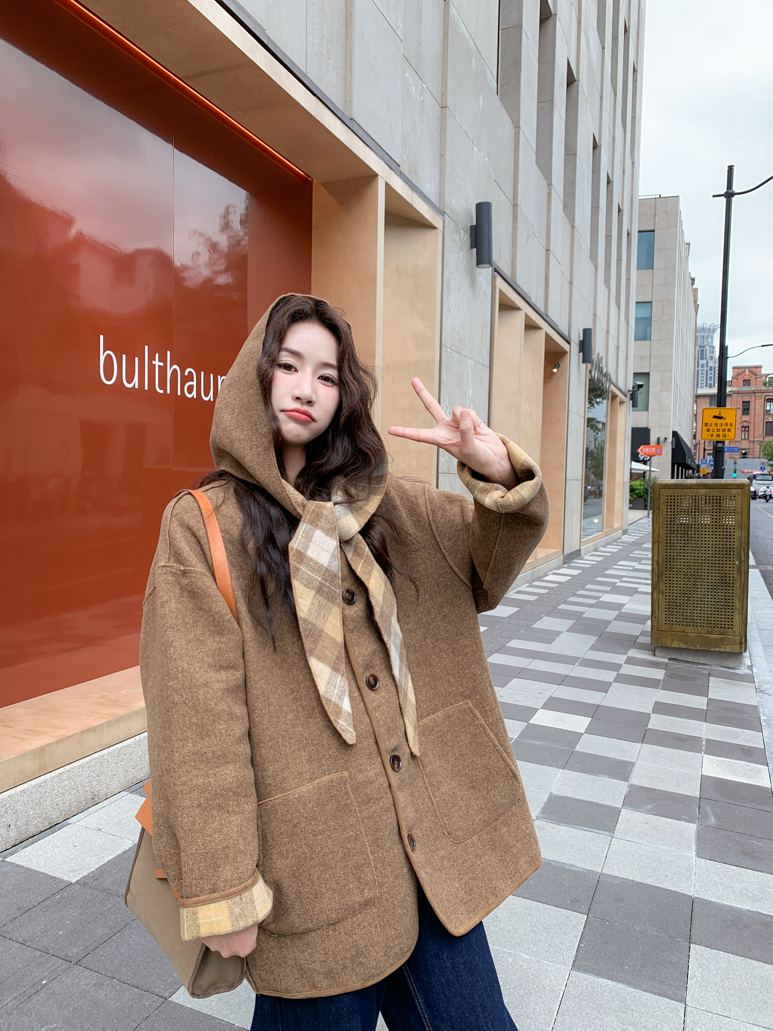 卡其色两面穿毛呢外套女2025冬季新款韩系休闲小个子连帽呢子大衣图片
