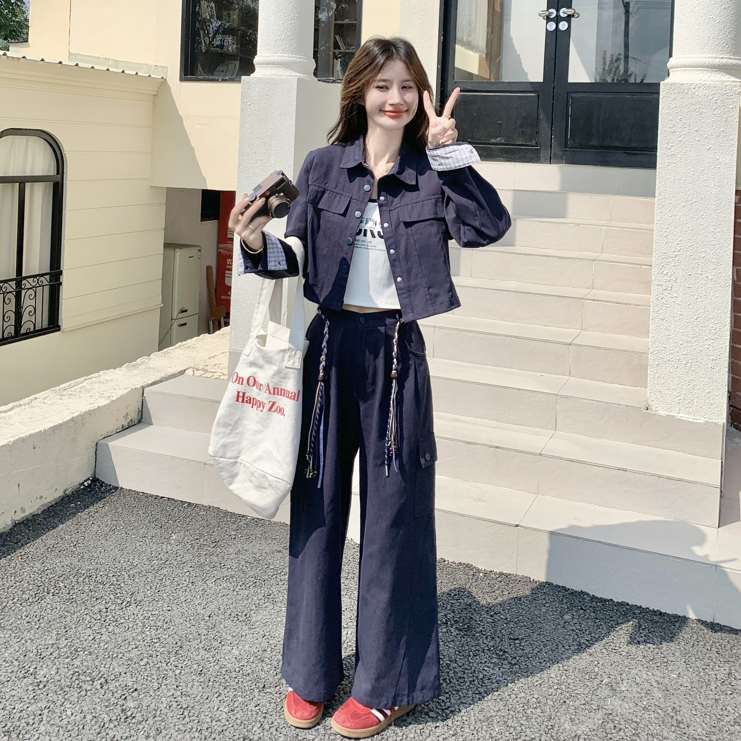 工装风牛仔外套套装女2025秋季新款显瘦气质减龄休闲阔腿裤两件套图片