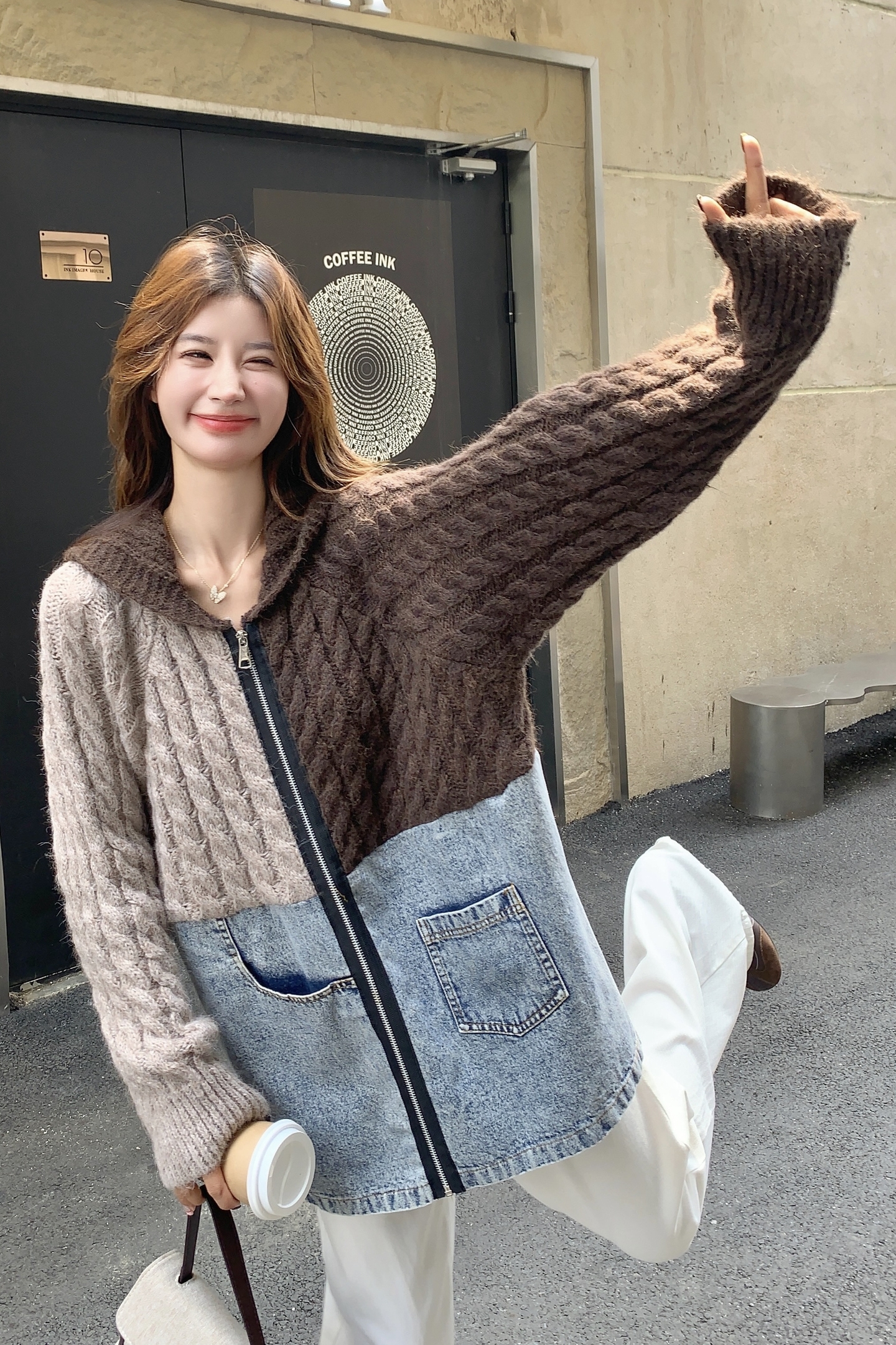 时尚设计感慵懒风连帽牛仔拼接开衫女装秋冬新款时尚百搭针织外套,女装短外套,2C028