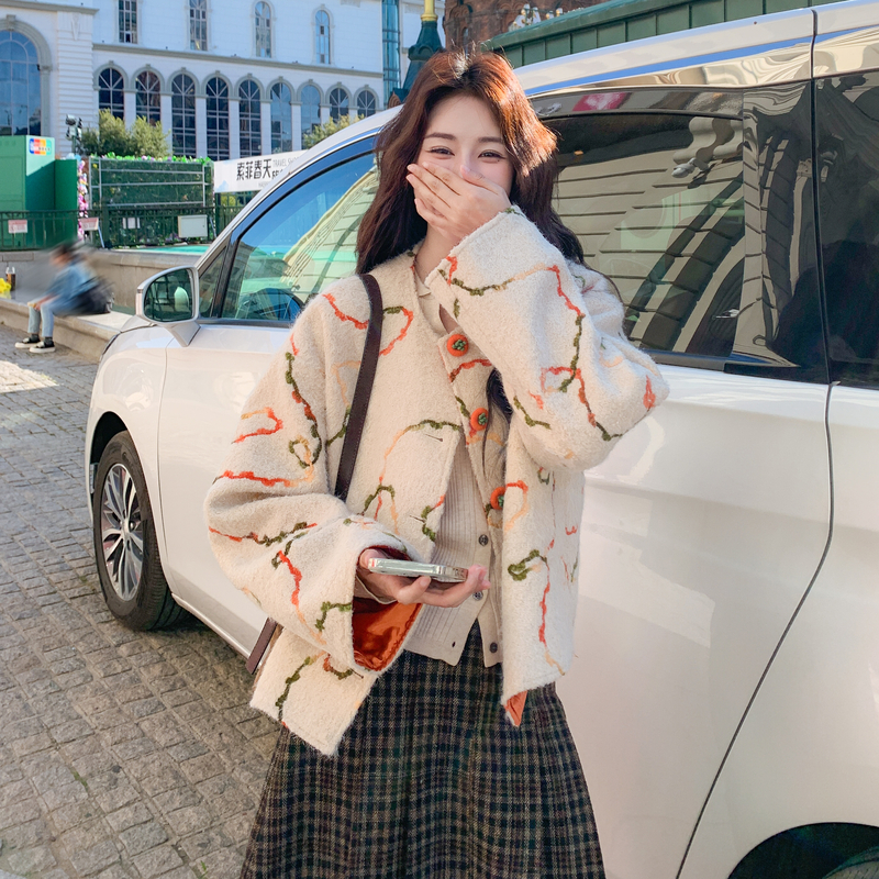 25初冬新品皮毛一体印花工艺特色包扣6526-P155-K248,女装短外套,2C317