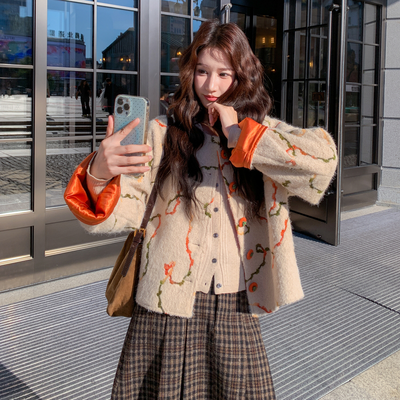 25初冬新品皮毛一体印花工艺特色包扣6526-P155-K248,女装短外套,2C317