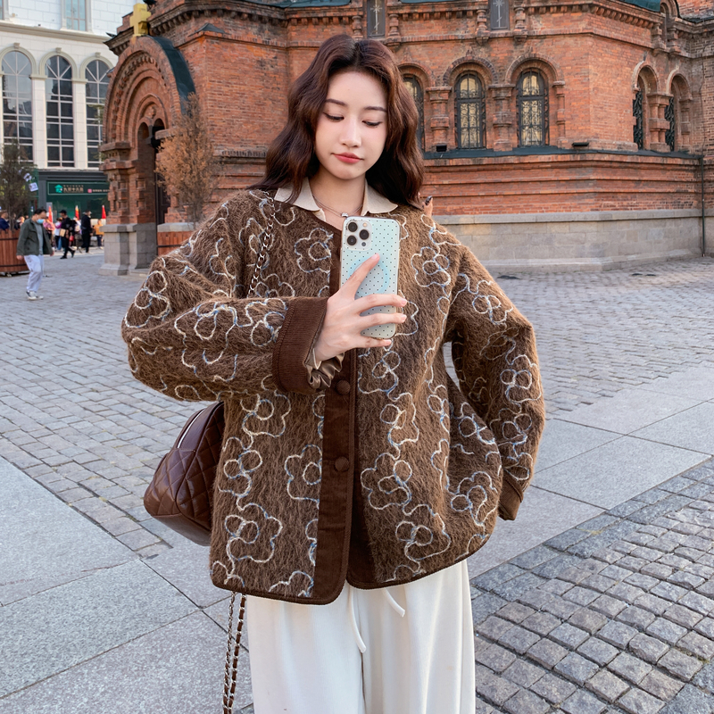 25初冬新品皮毛一体拼色保温外套6527-P165-K268,女装短外套,2C317