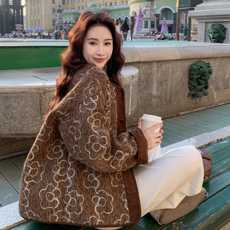 25初冬新品皮毛一体拼色保温外套6527-P165-K268,女装短外套,2C317