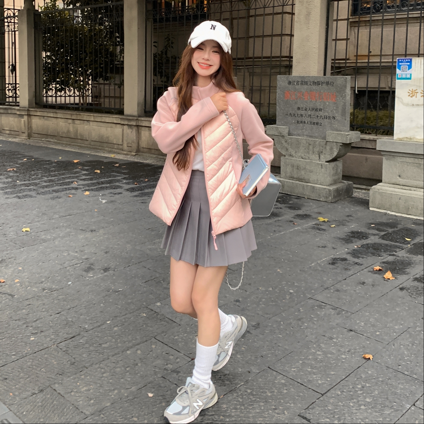 甜美粉色保暖羽绒服女冬季2025新款巨好看90绒外套流行独特高级感图片