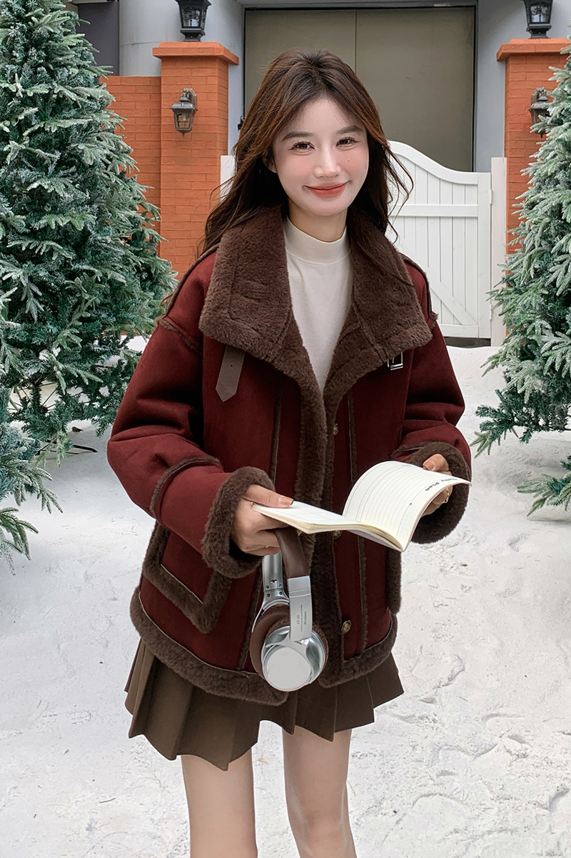 新款！冬装皮毛一体羊羔毛外套2C133-8808-P180-K268，女装短外套，2C133