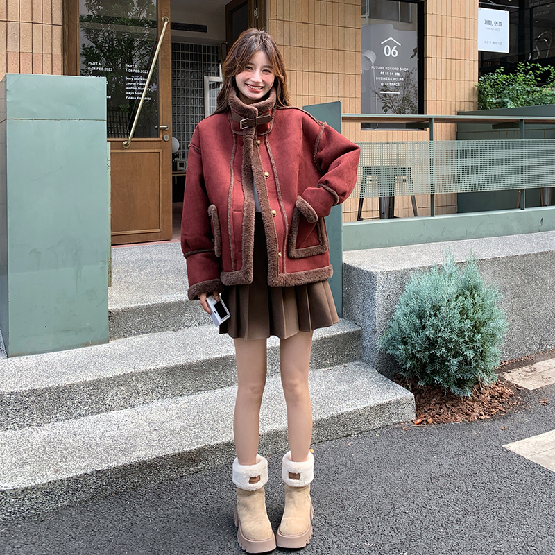 新款！冬装皮毛一体羊羔毛外套2C133-8808-P180-K268，女装短外套，2C133