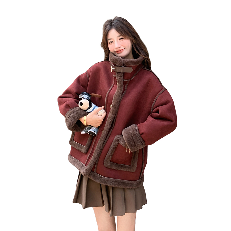 新款！冬装皮毛一体羊羔毛外套2C133-8808-P180-K268，女装短外套，2C133