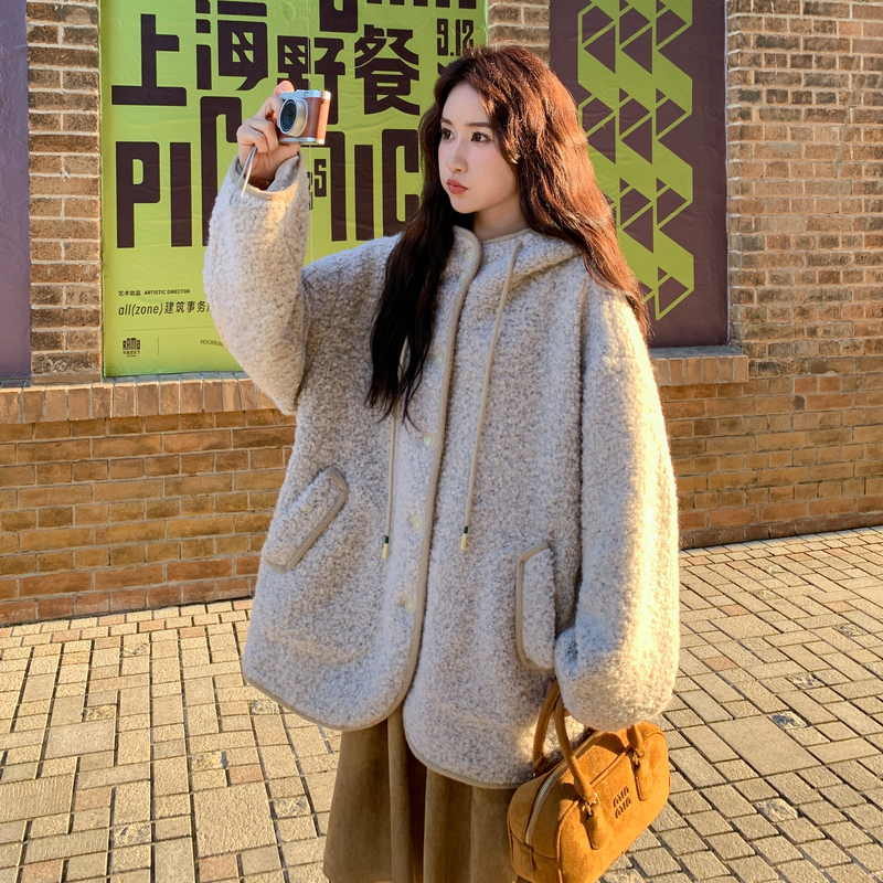 甜美甜妹皮毛一体连帽外套女2025冬季新款日系宽松百搭慵懒风外套,女装棉衣/棉服,2B188