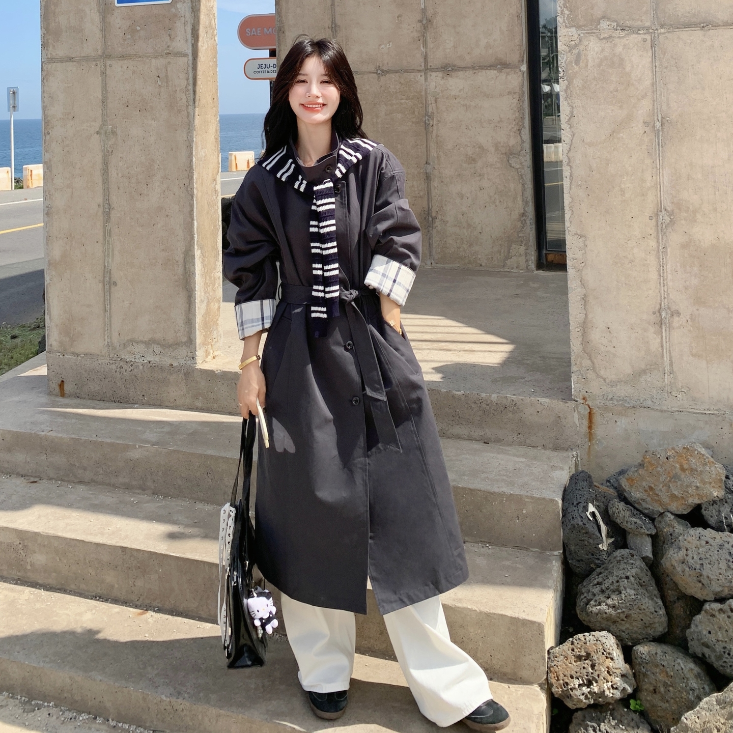 条纹披肩深灰色长款风衣外套女春秋2025新款巨好看英伦风超火大衣,女装风衣,2C307