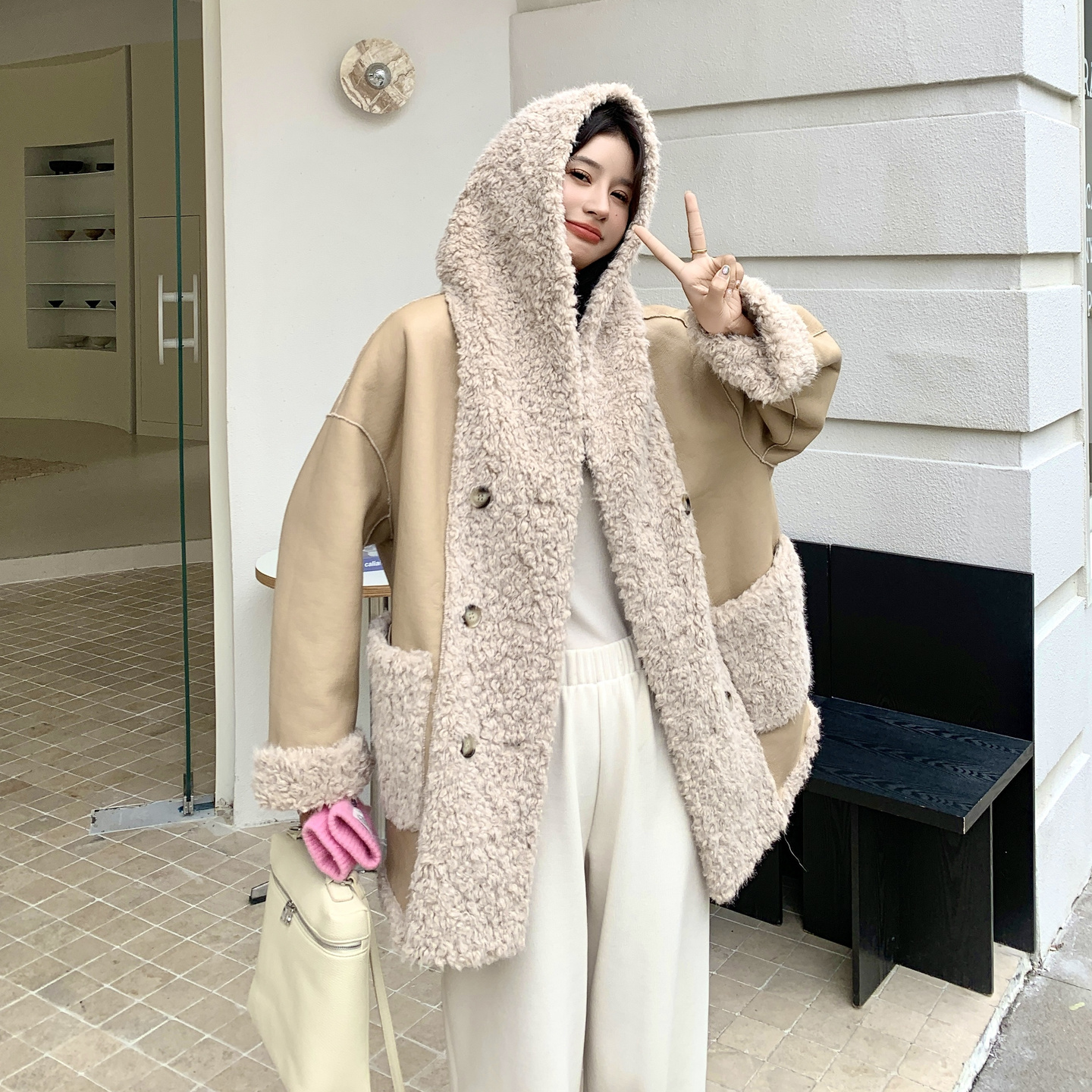 连帽两面穿皮毛一体羊羔毛外套女冬季2025新款独特超好看加厚棉服,女装短外套,2C261