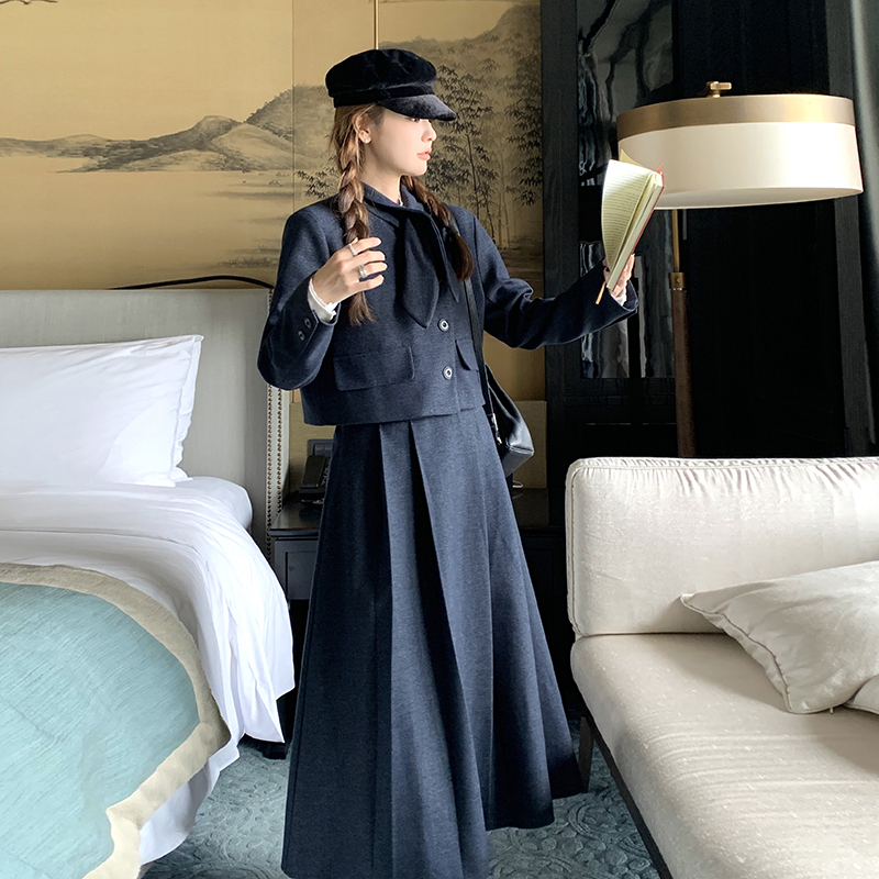 新品深蓝色小香风毛呢套装两件套7680-P195-K298，女装套装/套裙，2C159