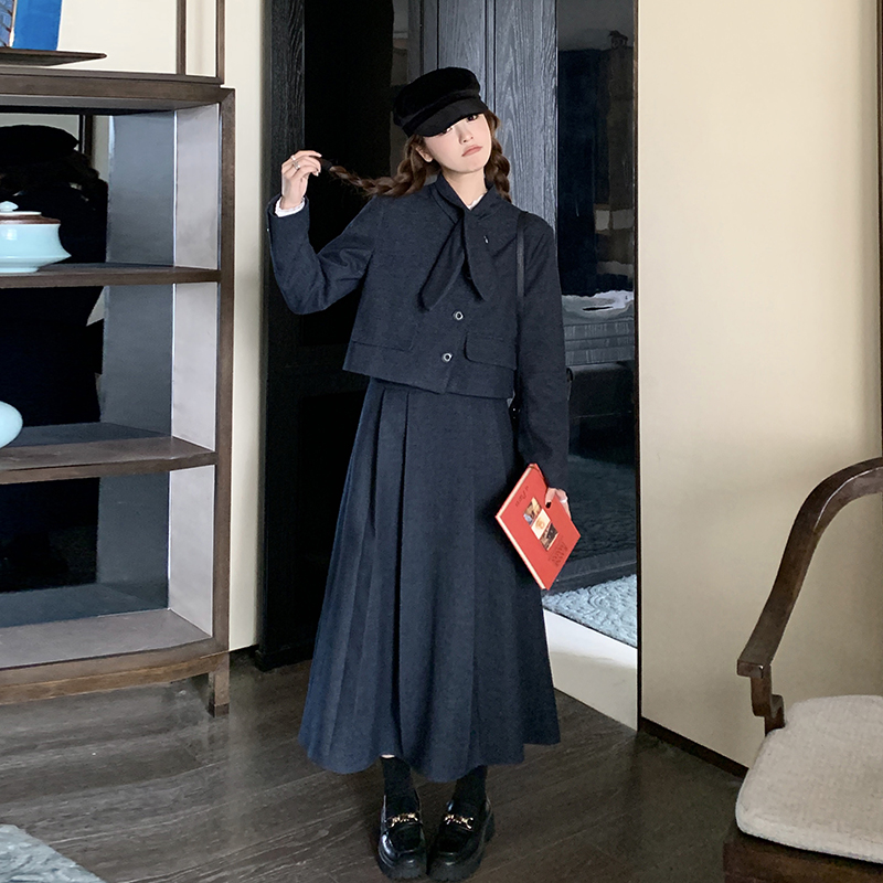 新品深蓝色小香风毛呢套装两件套7680-P195-K298，女装套装/套裙，2C159